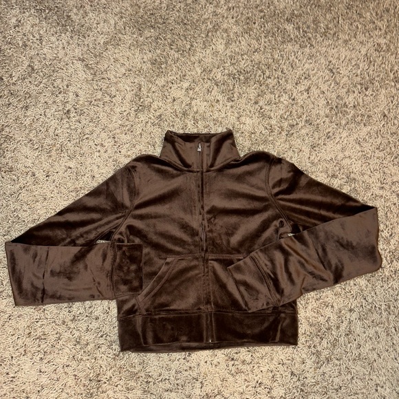 Women’s brand new with tags hollister velvet zip up jacket - Picture 1 of 3
